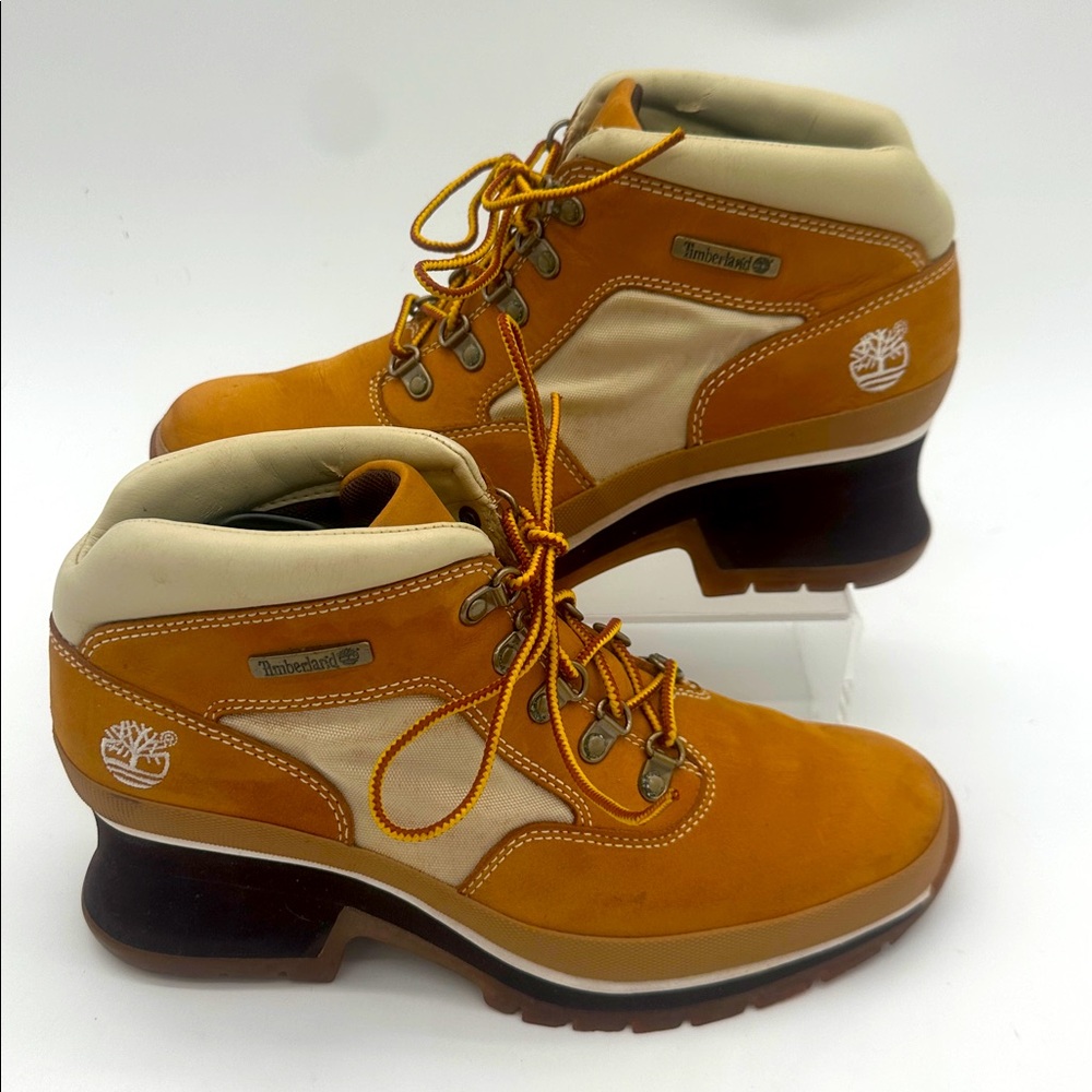 Timberland Chukka Boot Wheat Tan Nubuck Heeled 19340 Women's Size 7.5